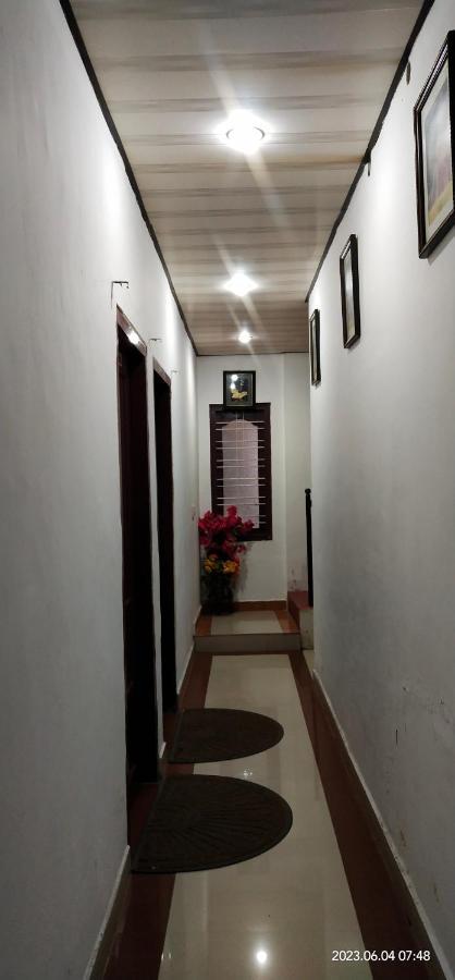 Floral Homestay テッカディ エクステリア 写真
